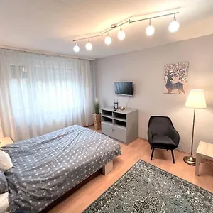 Pille Apartman