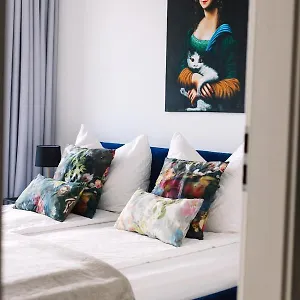 Design - Free Parking Apartman